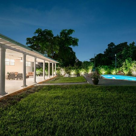 New Tropical Oasis Retreat In Miami Villa Exterior photo