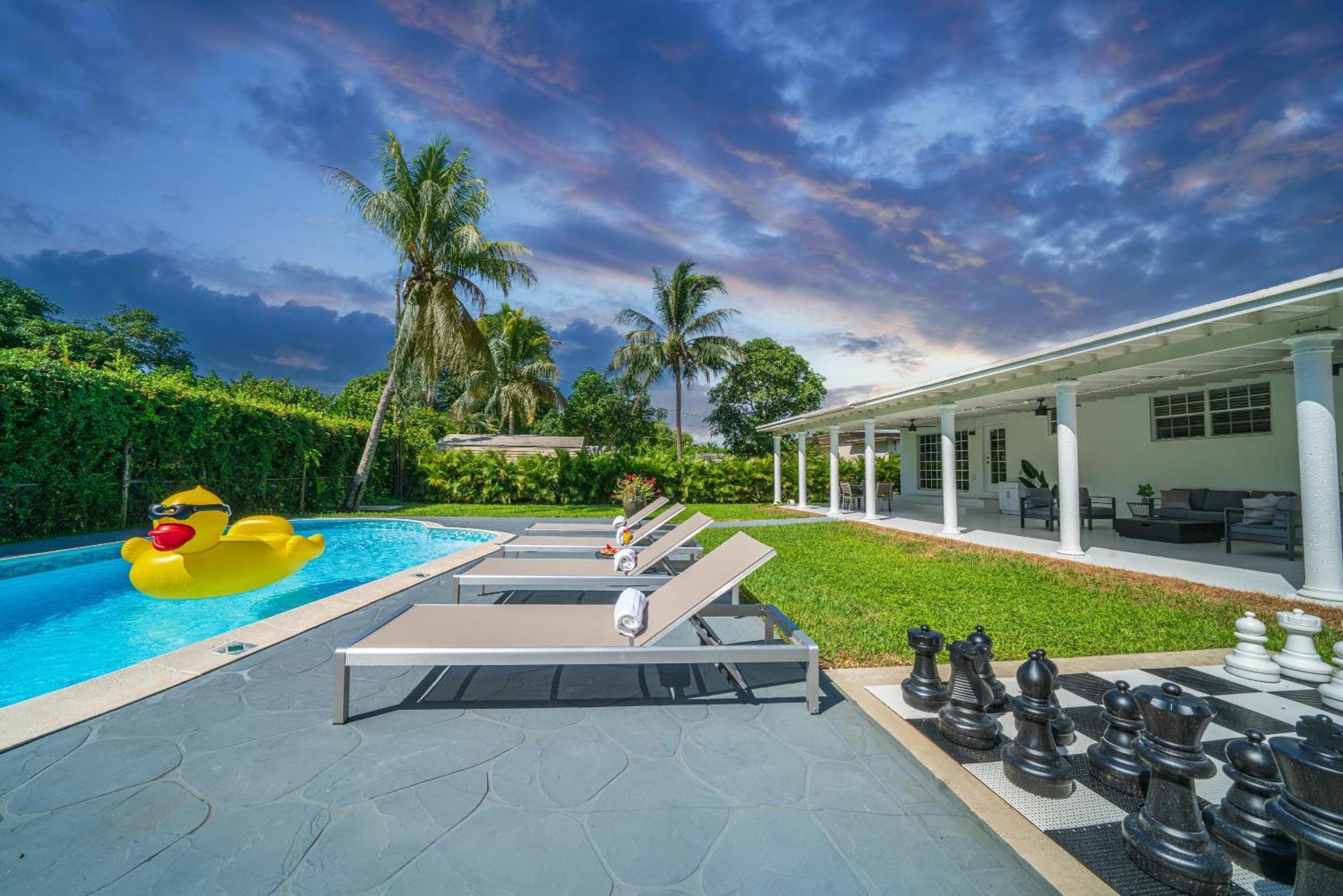 New Tropical Oasis Retreat In Miami Villa Exterior photo